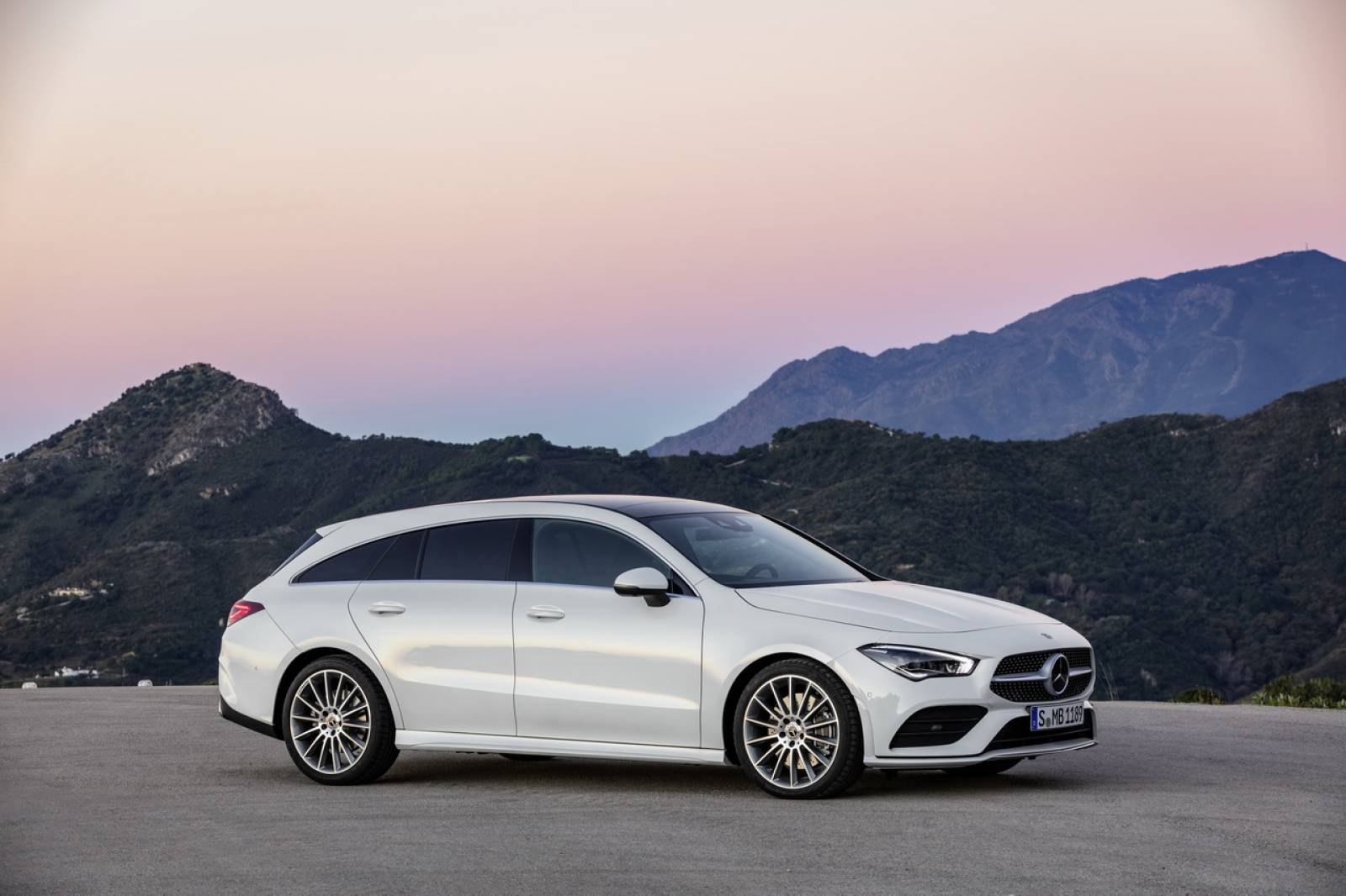 MERCEDES CLA SHOOTING BRAKE