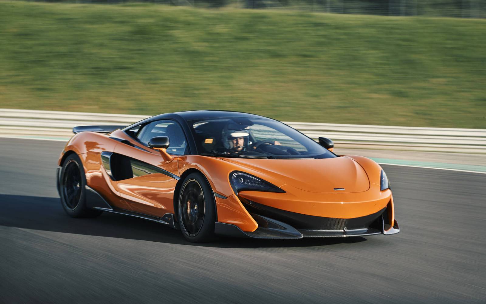 assurance mclaren 570s