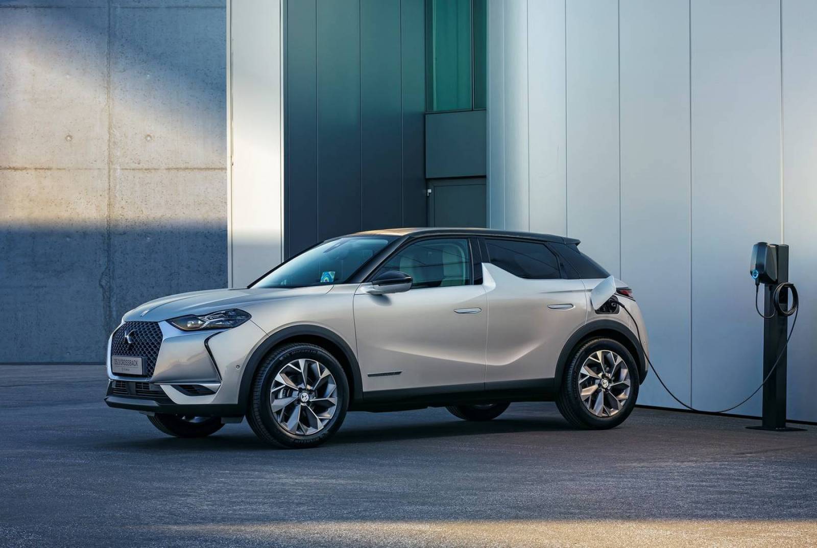 DS3 Crossback E-Tense