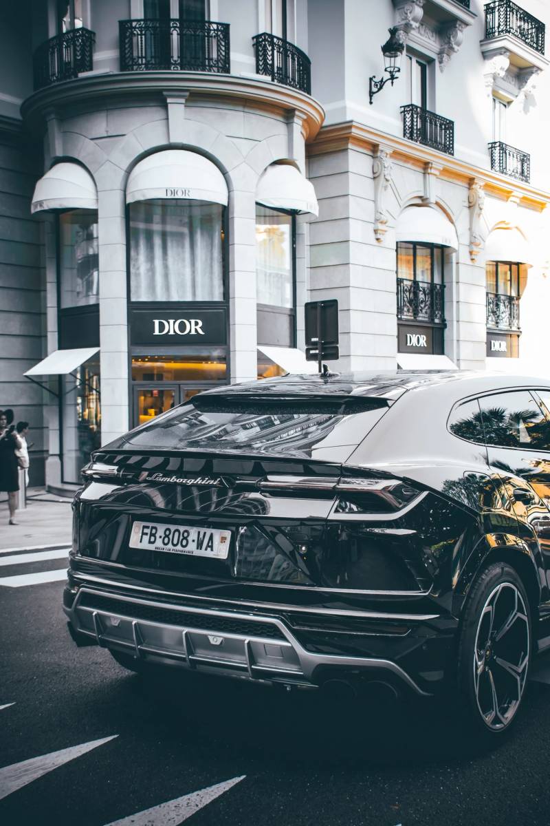 Assurez votre Lamborghini Urus , une supersportive complète