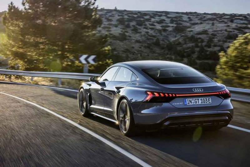 Audi e-tron gt 