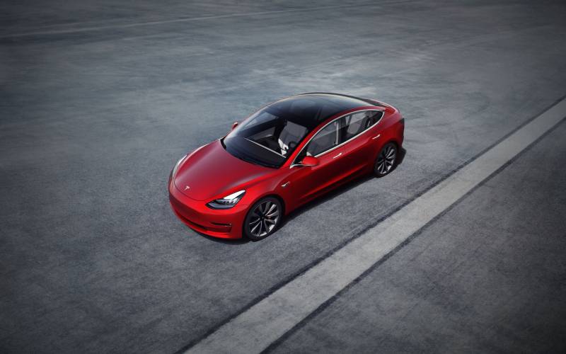 tesla model 3 performance