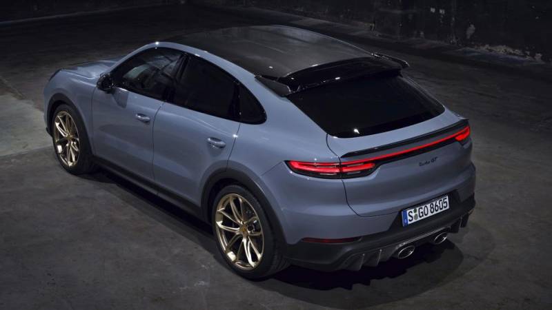 la nouvelle porsche cayenne turbo gt à paris 