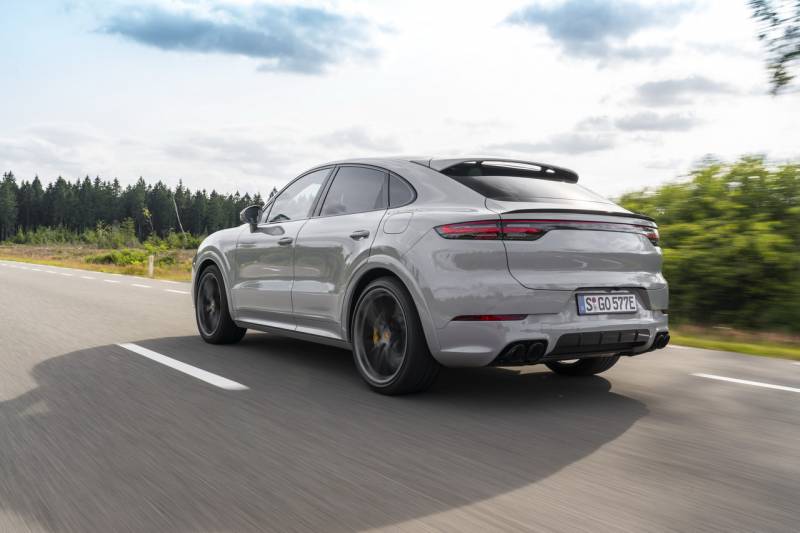 l'efficacité du porsche cayenne hybride à Saint-Etienne